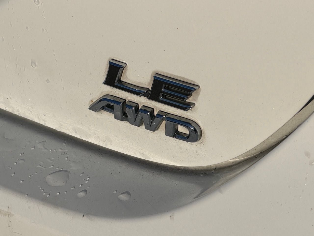 Used 2020 Toyota Camry LE AWD/4WD image 10
