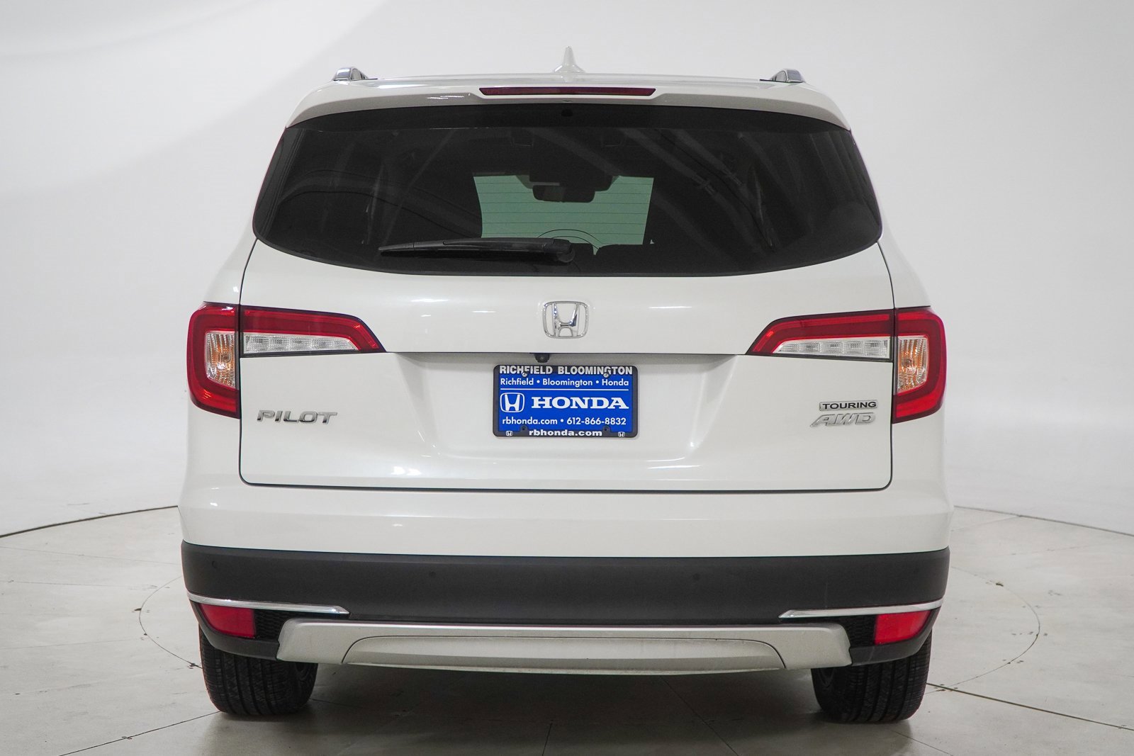 Used 2020 Honda Pilot Touring image 9