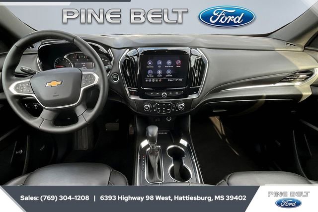 Used 2023 Chevrolet Traverse LT w/ LT Premium Package image 13