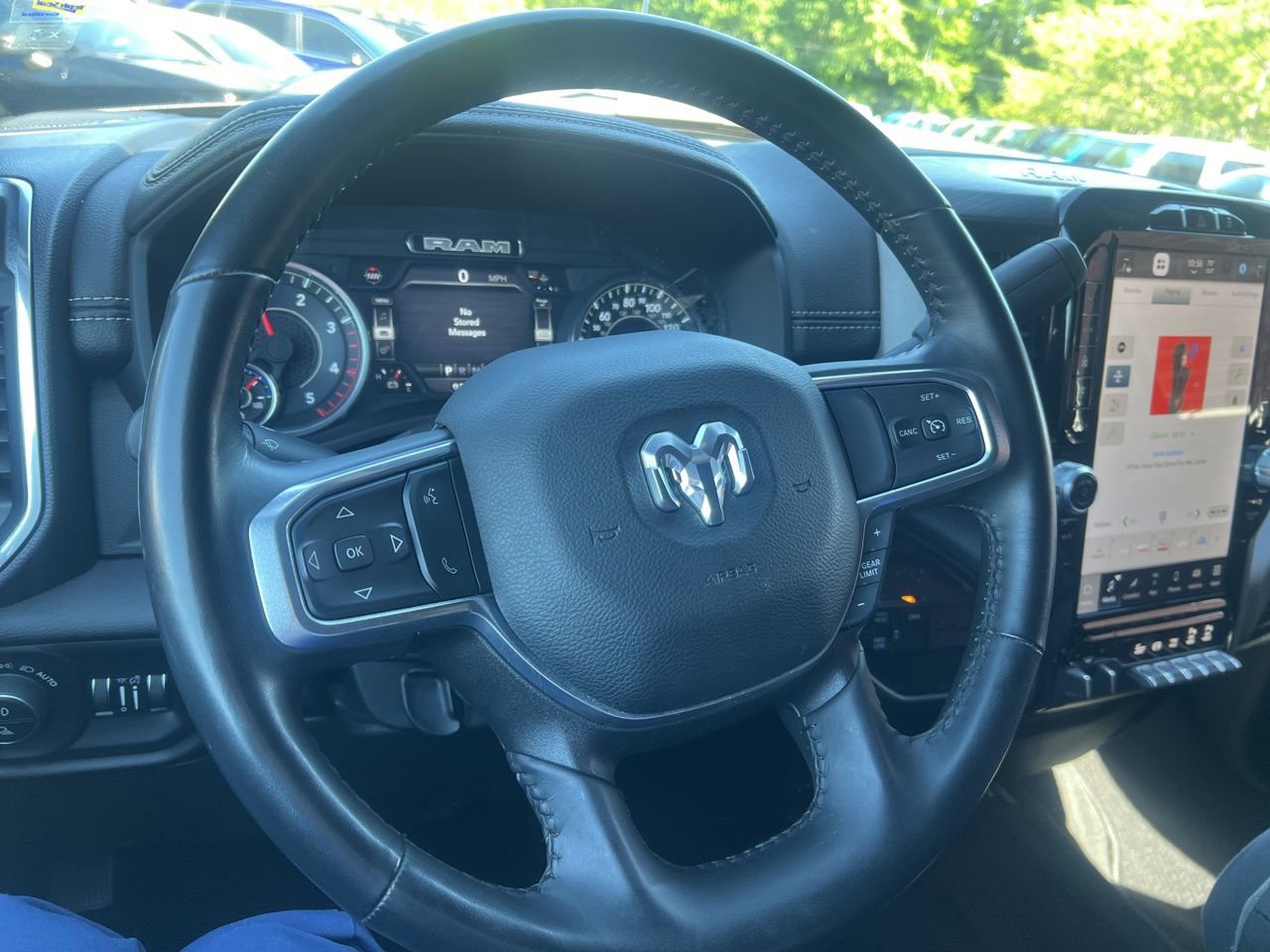 Used 2024 RAM 2500 Laramie w/ Night Edition image 28