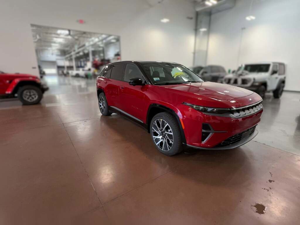 New 2025 Jeep Wagoneer S Limited image 16