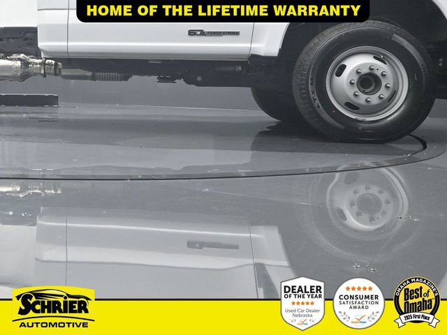 Used 2024 Ford F350 XLT image 45
