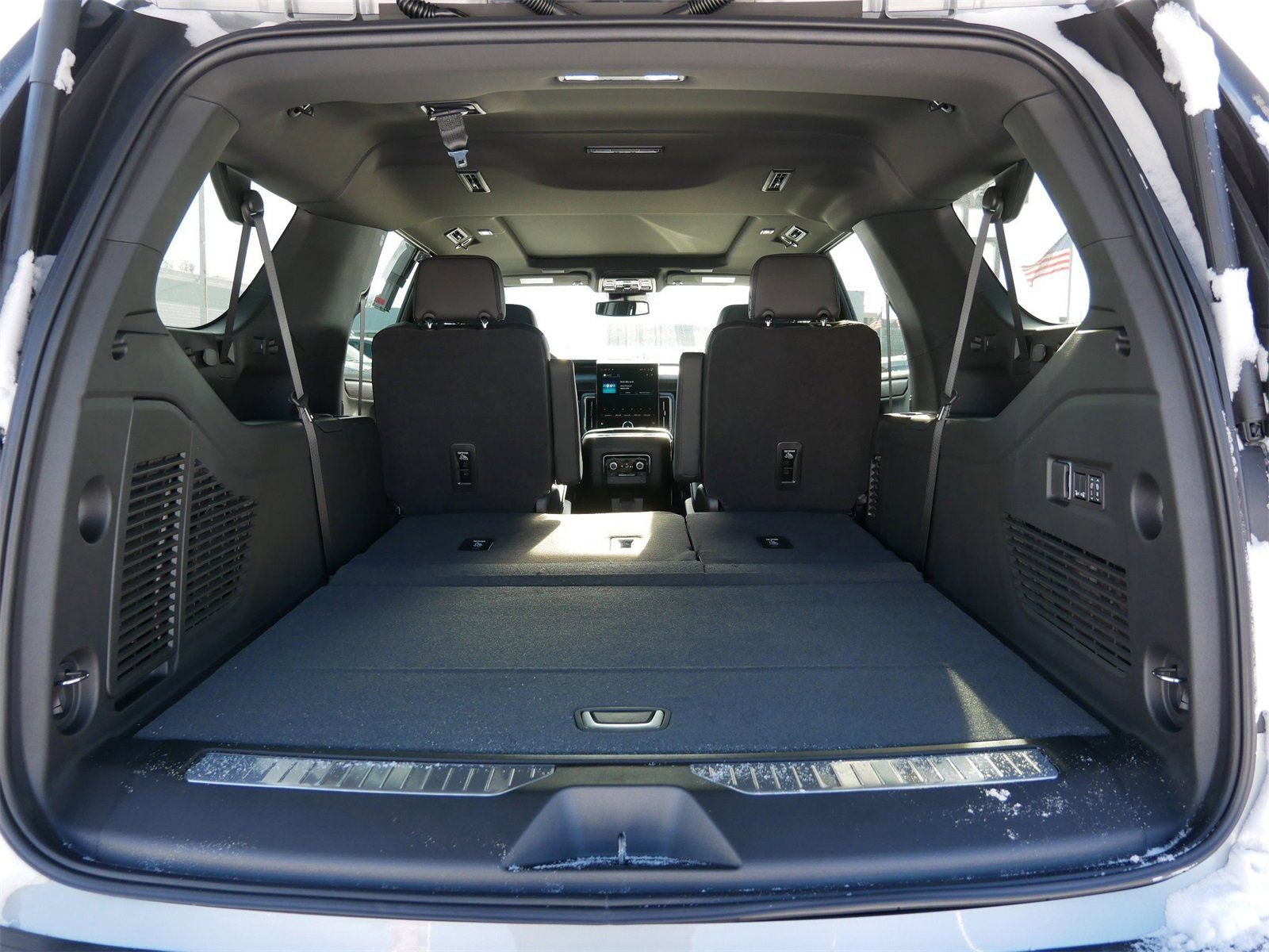 New 2026 GMC Yukon XL Denali w/ Sun & Power Step Package image 6