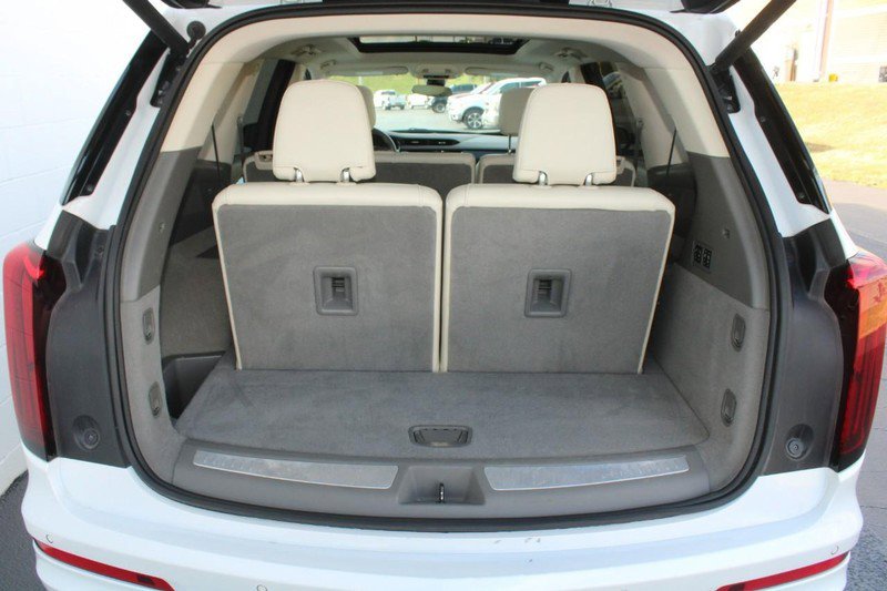 Certified 2024 Cadillac XT6 Premium Luxury image 8