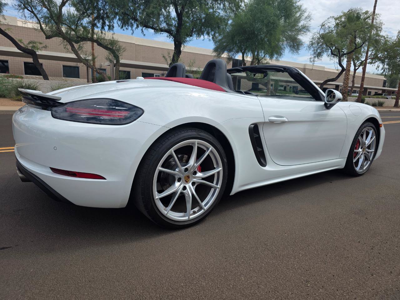 Used 2019 Porsche 718 Boxster S RWD image 26