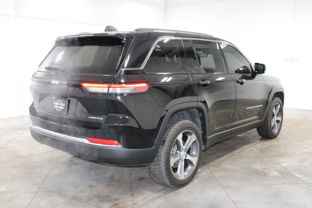 Used 2023 Jeep Grand Cherokee Limited image 9