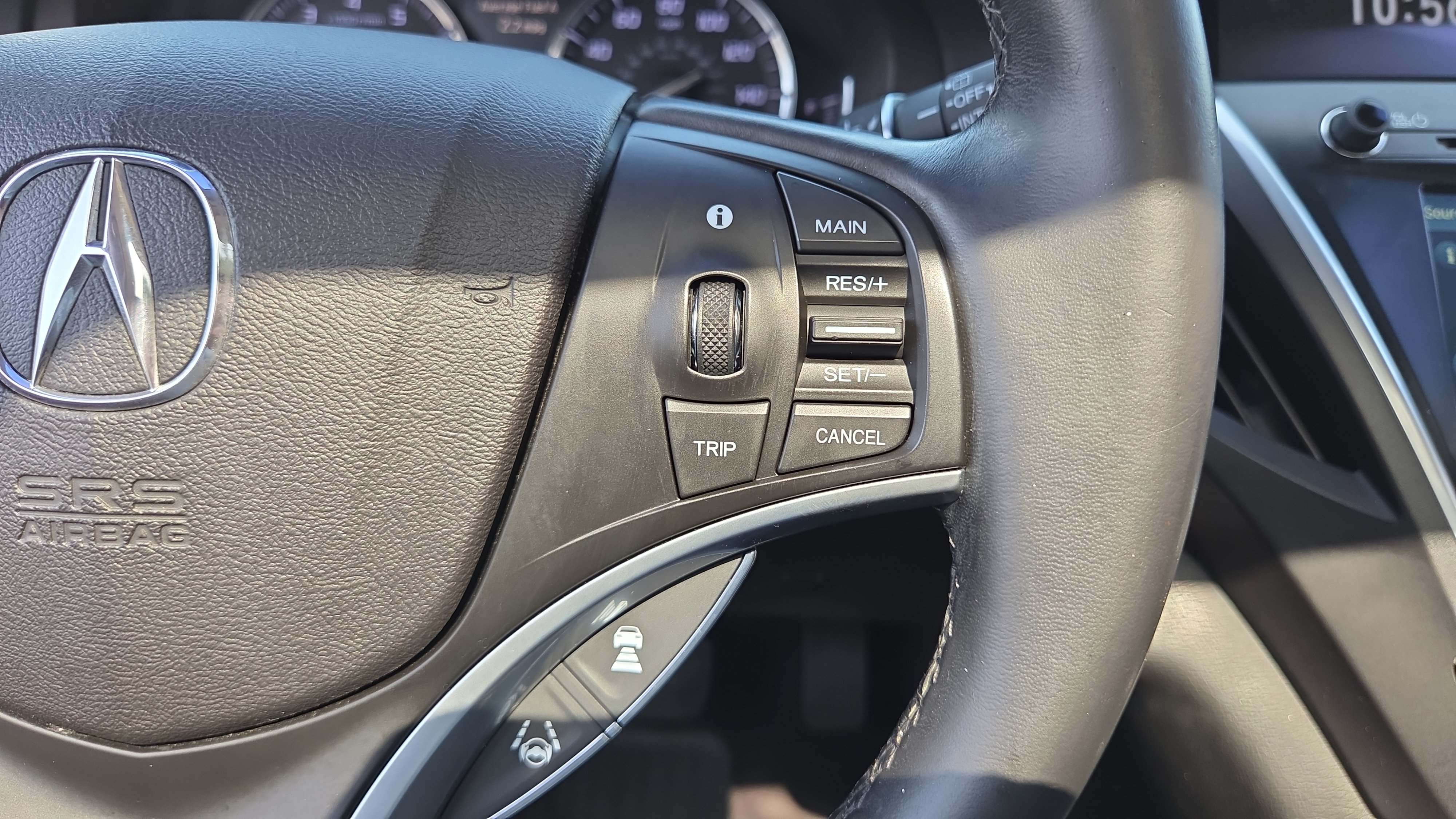 Used 2018 Acura MDX SH-AWD image 23
