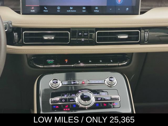 Used 2022 Lincoln Nautilus Reserve AWD/4WD image 23