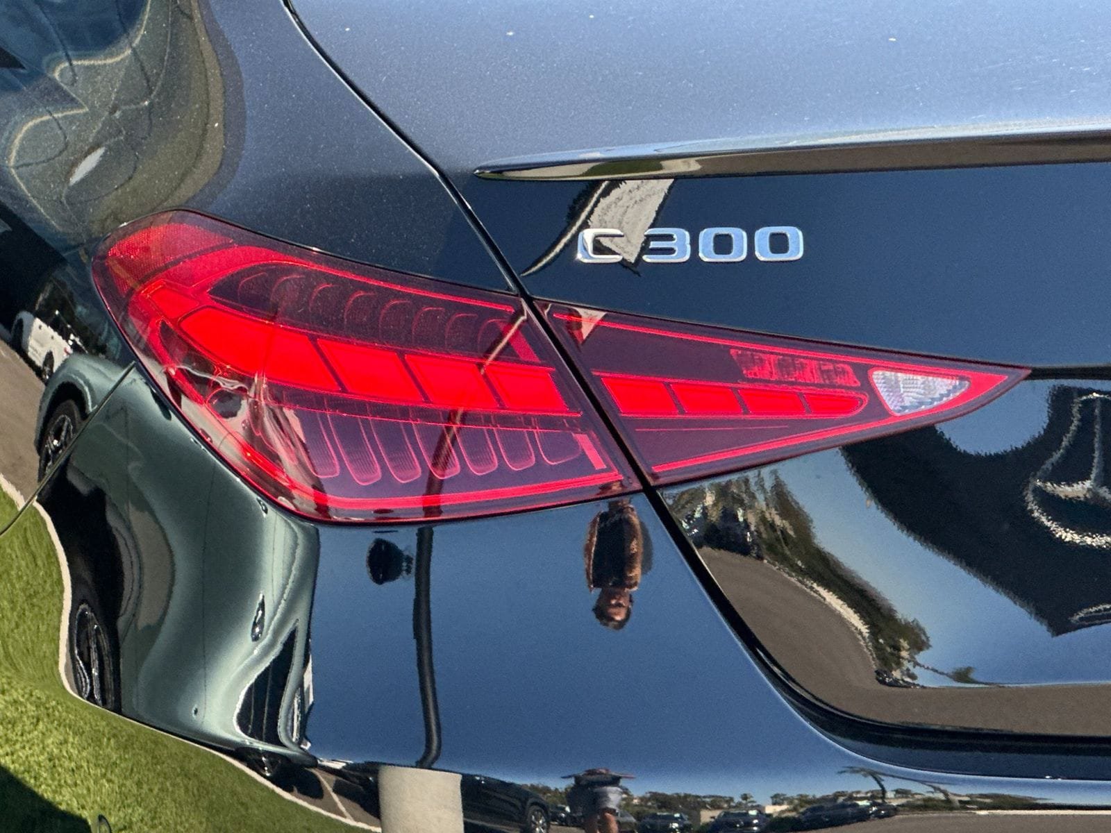 Certified 2025 Mercedes-Benz C 300 Sedan image 33