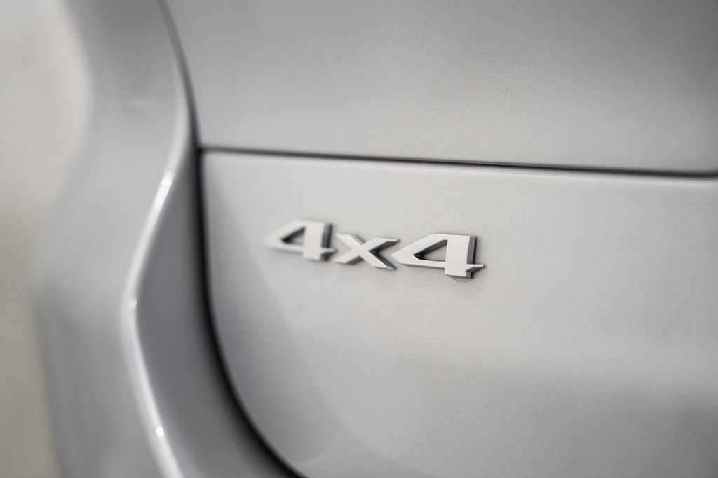 New 2025 Jeep Grand Cherokee L Laredo w/ Luxury Tech Group I image 9