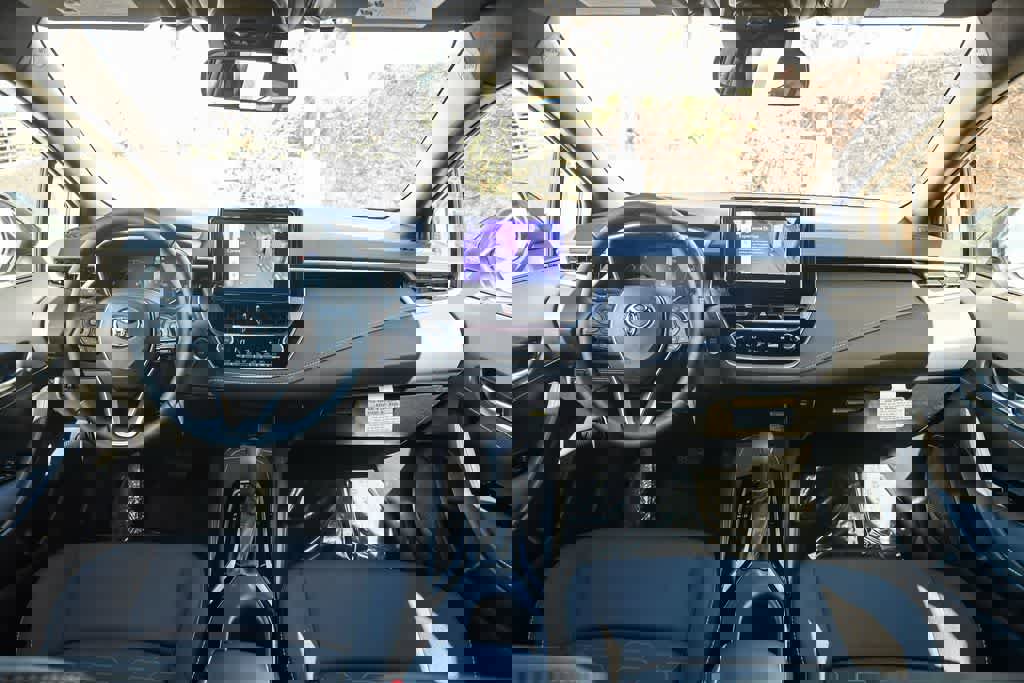 New 2026 Toyota Corolla SE FWD image 14