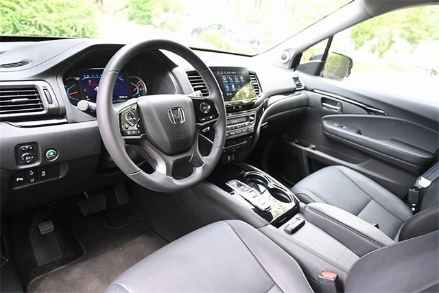 Certified 2022 Honda Pilot Touring image 27