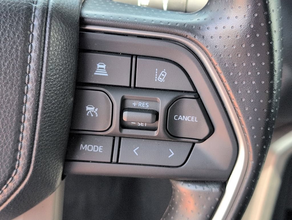 Used 2025 Toyota Tundra SR5 w/ SR5 Convenience Package RWD image 28