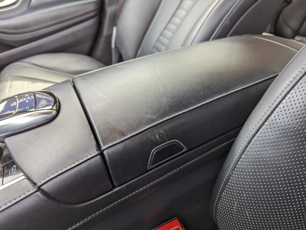 Used 2019 Mercedes-Benz S 560 4MATIC Sedan image 28