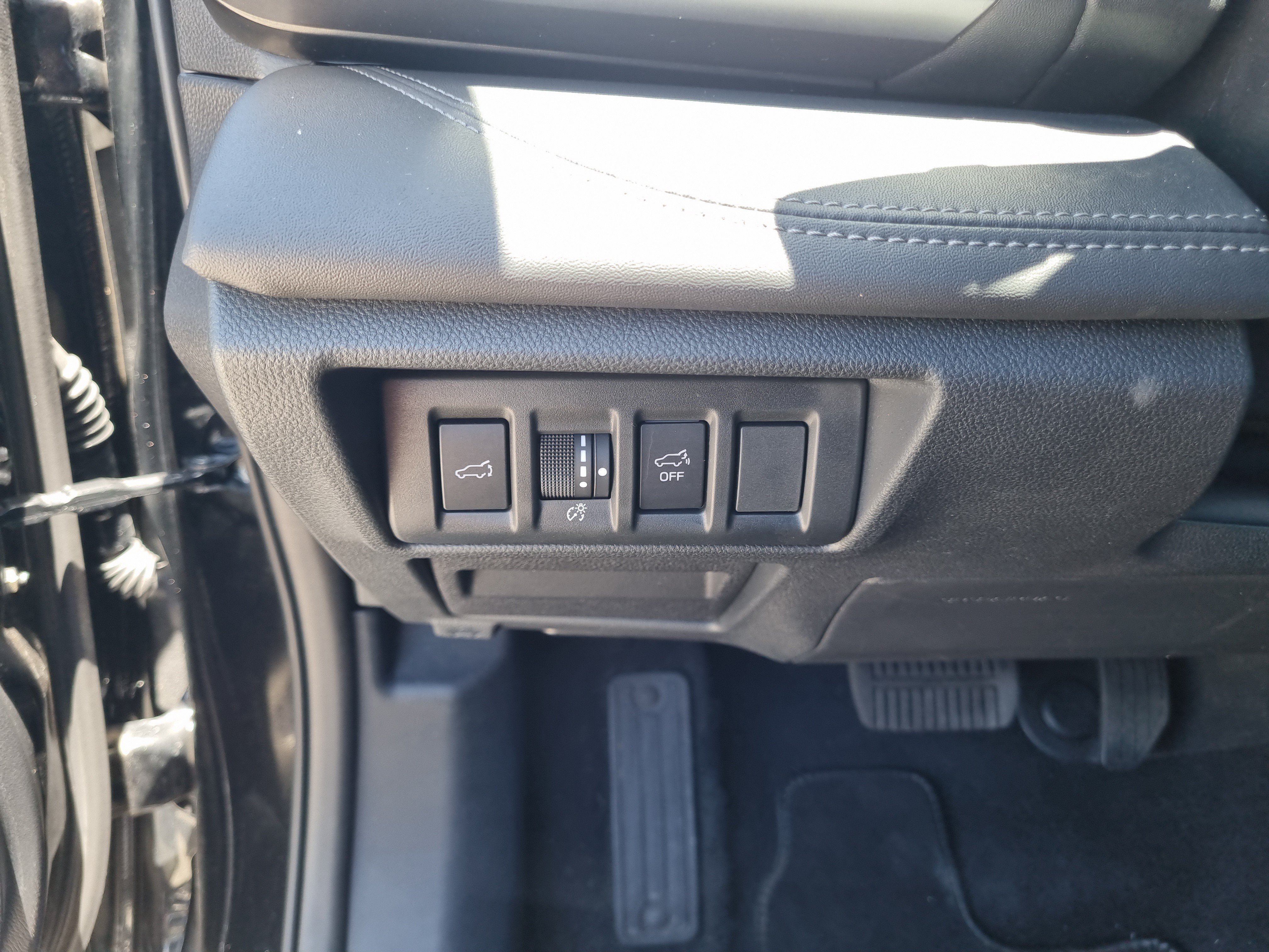 Used 2023 Subaru Outback Touring AWD/4WD image 24