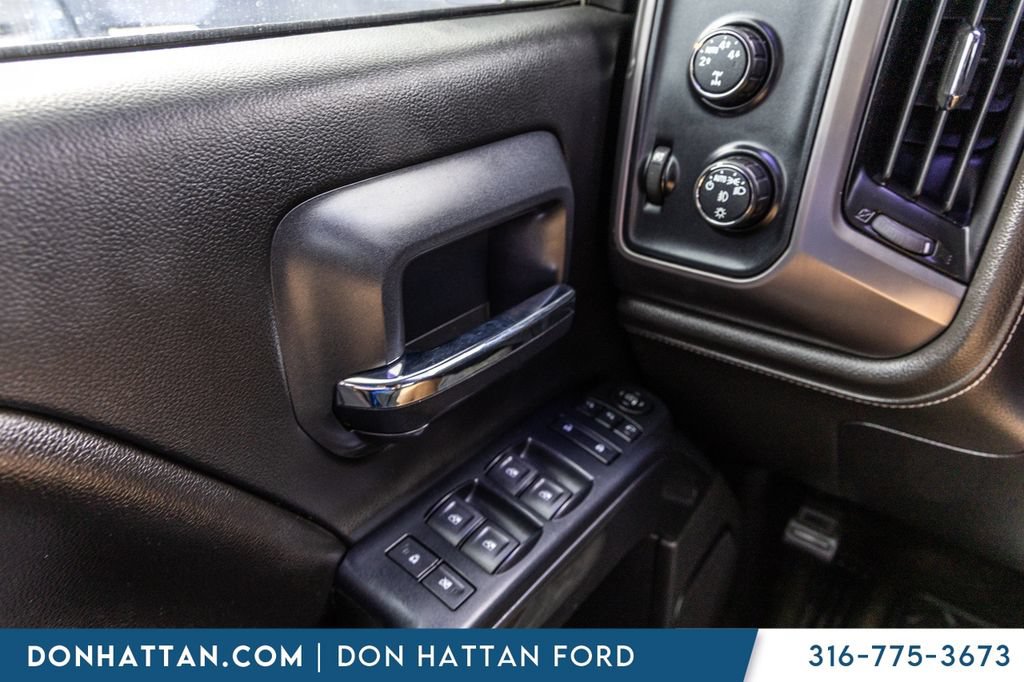Used 2016 GMC Sierra 1500 SLE w/ All-Terrain Package AWD/4WD image 10