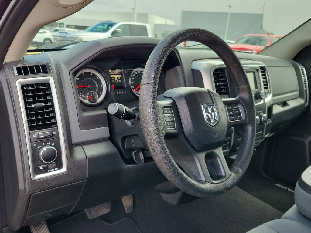 Used 2017 RAM 1500 Classic SLT image 8