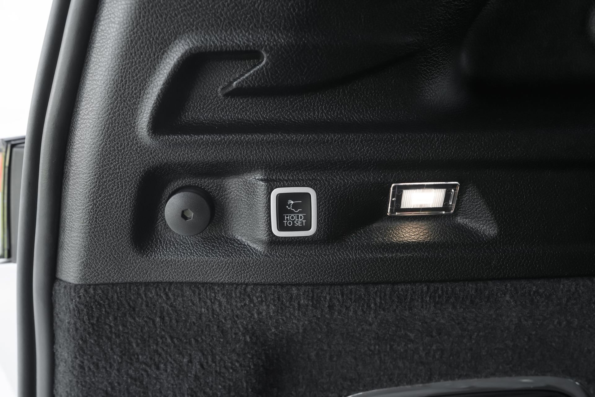 Used 2024 Jeep Grand Cherokee L Overland w/ Trailer Tow Package image 43