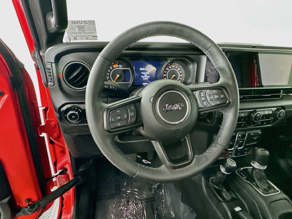 Certified 2025 Jeep Wrangler Unlimited Rubicon w/ Safety Group AWD/4WD image 19