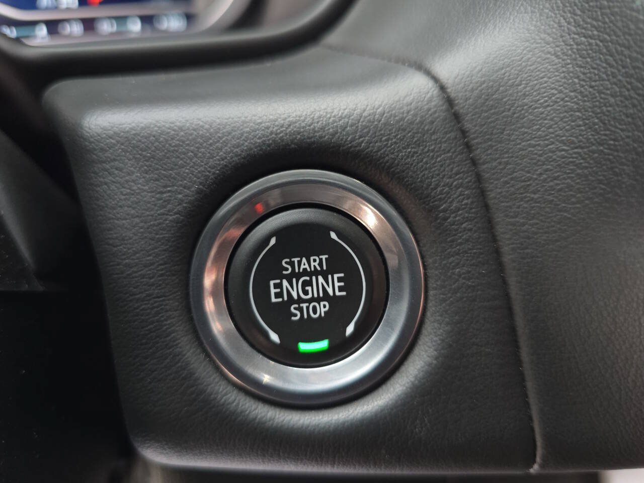 Used 2023 Chevrolet Tahoe Premier AWD/4WD image 30