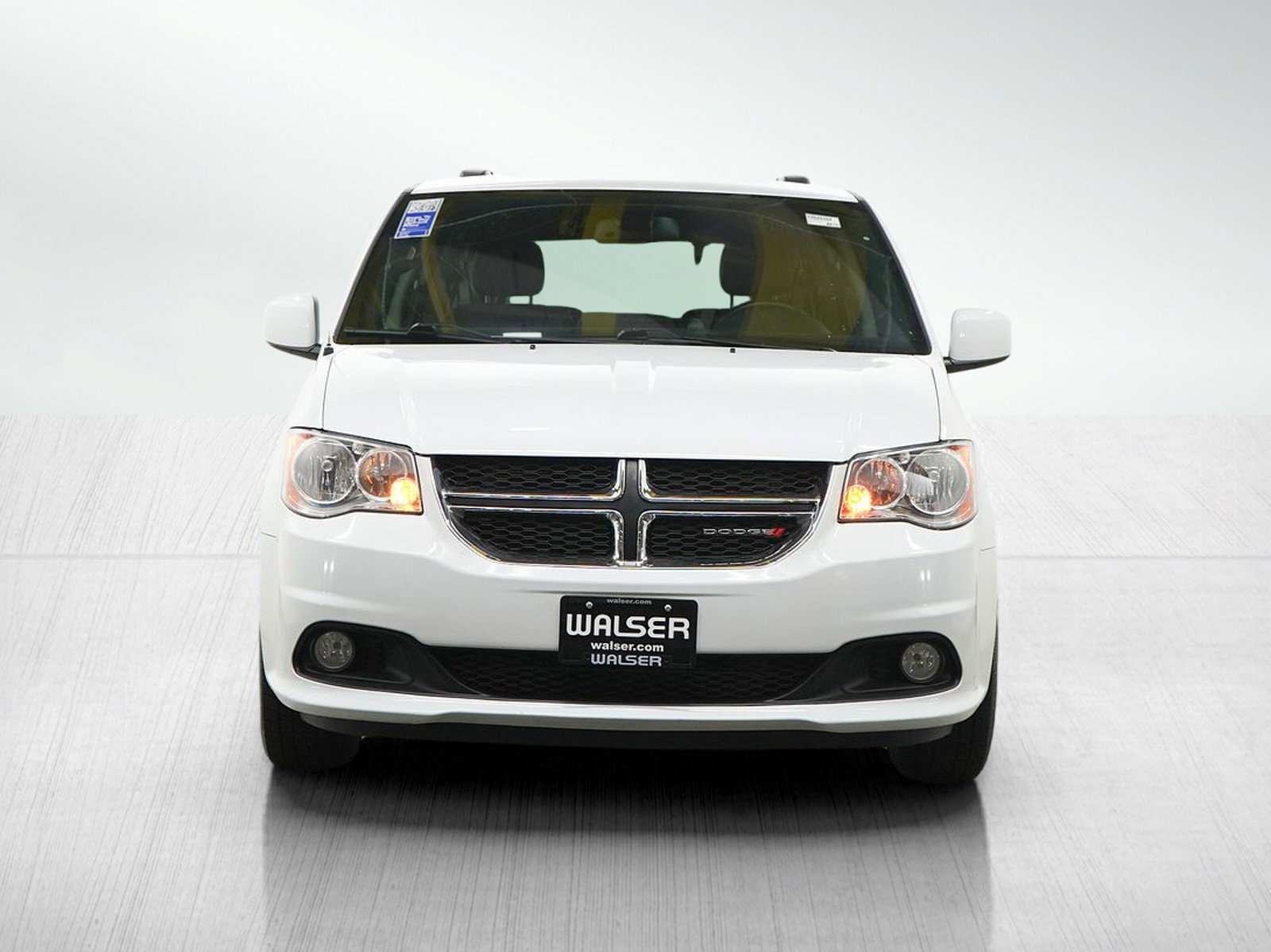 Used 2019 Dodge Grand Caravan SXT w/ Rear Park Assist Package FWD image 8