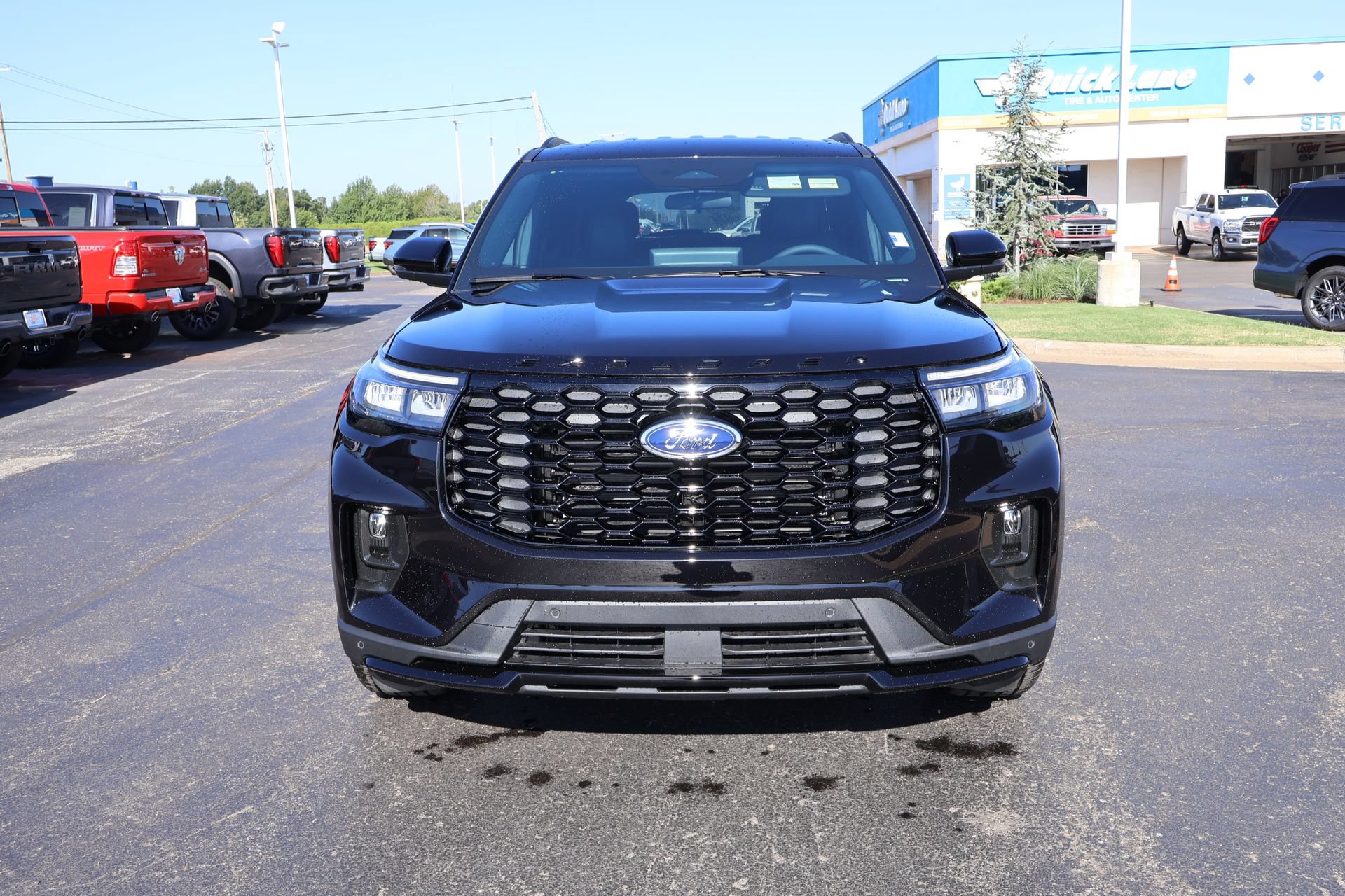 New 2026 Ford Explorer ST-Line w/ ST-Line Street Pack AWD/4WD image 10