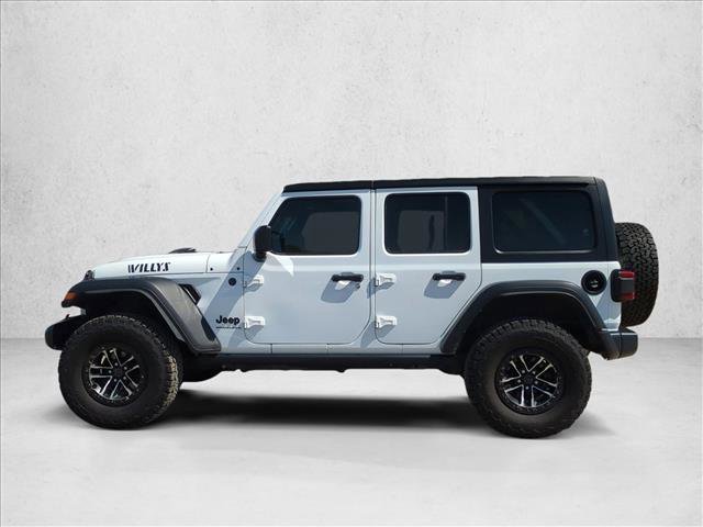 Used 2024 Jeep Wrangler Willys image 12