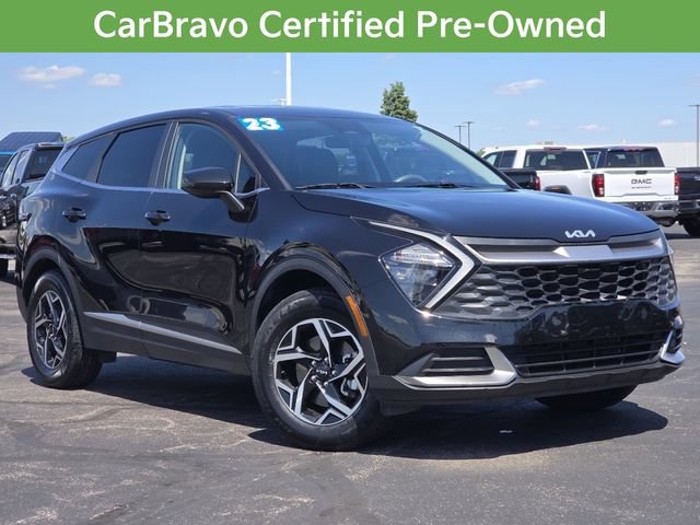 Used 2023 Kia Sportage LX FWD image 2