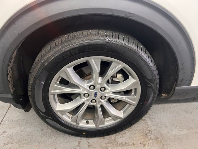 Used 2020 Ford Explorer XLT w/ Equipment Group 202A image 24