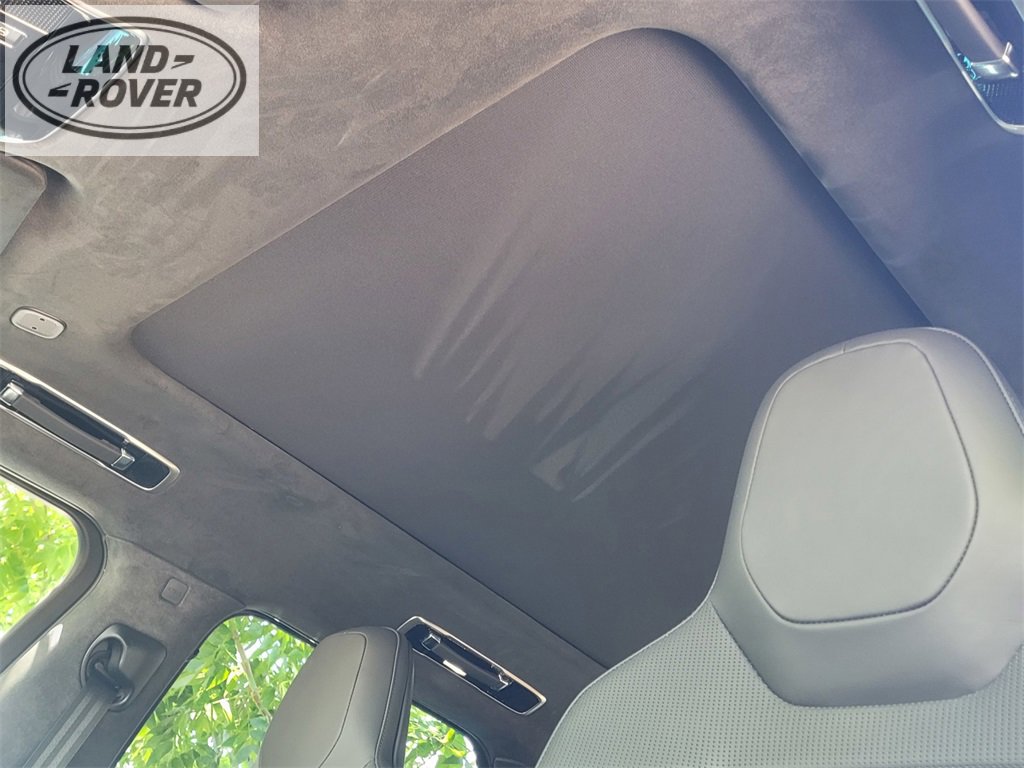 Used 2024 Land Rover Range Rover Sport image 25