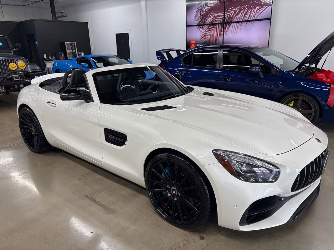 Used 2018 Mercedes-Benz AMG GT Roadster w/ Lane Tracking Package image 17