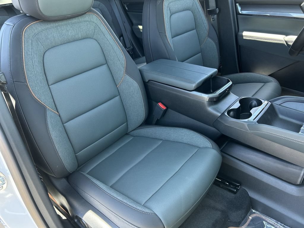 New 2026 GMC Terrain AT4 w/ Convenience Package III AWD/4WD image 28