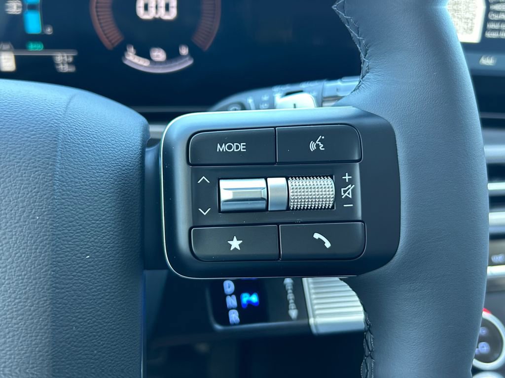 New 2026 Hyundai Santa Fe SE image 10