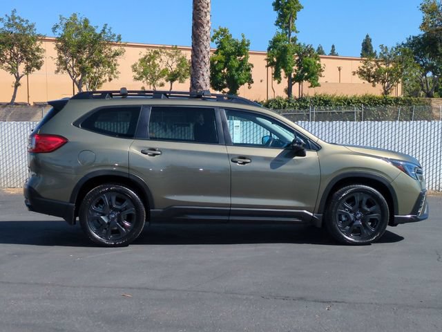 Used 2023 Subaru Ascent Onyx Edition AWD/4WD image 2