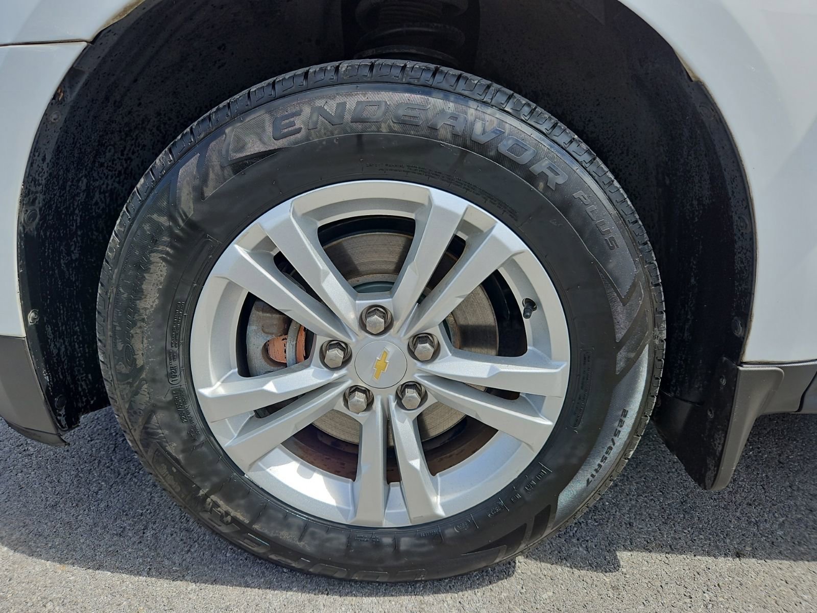 Used 2017 Chevrolet Equinox LS FWD image 13