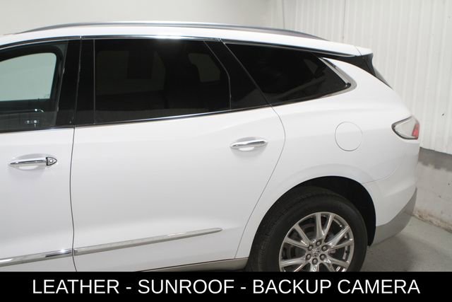 Used 2023 Buick Enclave Essence w/ Experience Buick Package FWD image 10