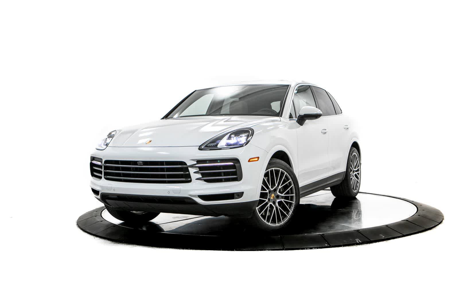Certified 2023 Porsche Cayenne AWD/4WD image 1
