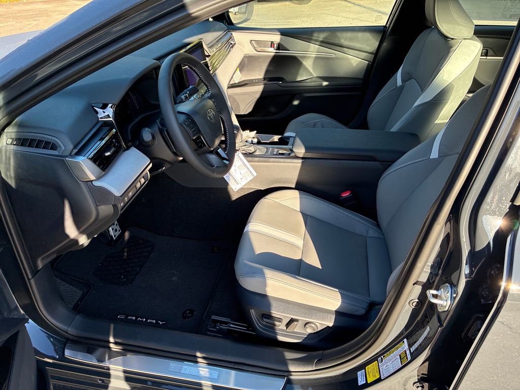 New 2026 Toyota Camry SE image 15