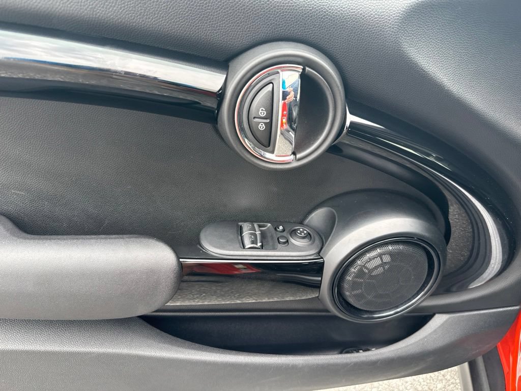 Used 2019 MINI Cooper S FWD image 14