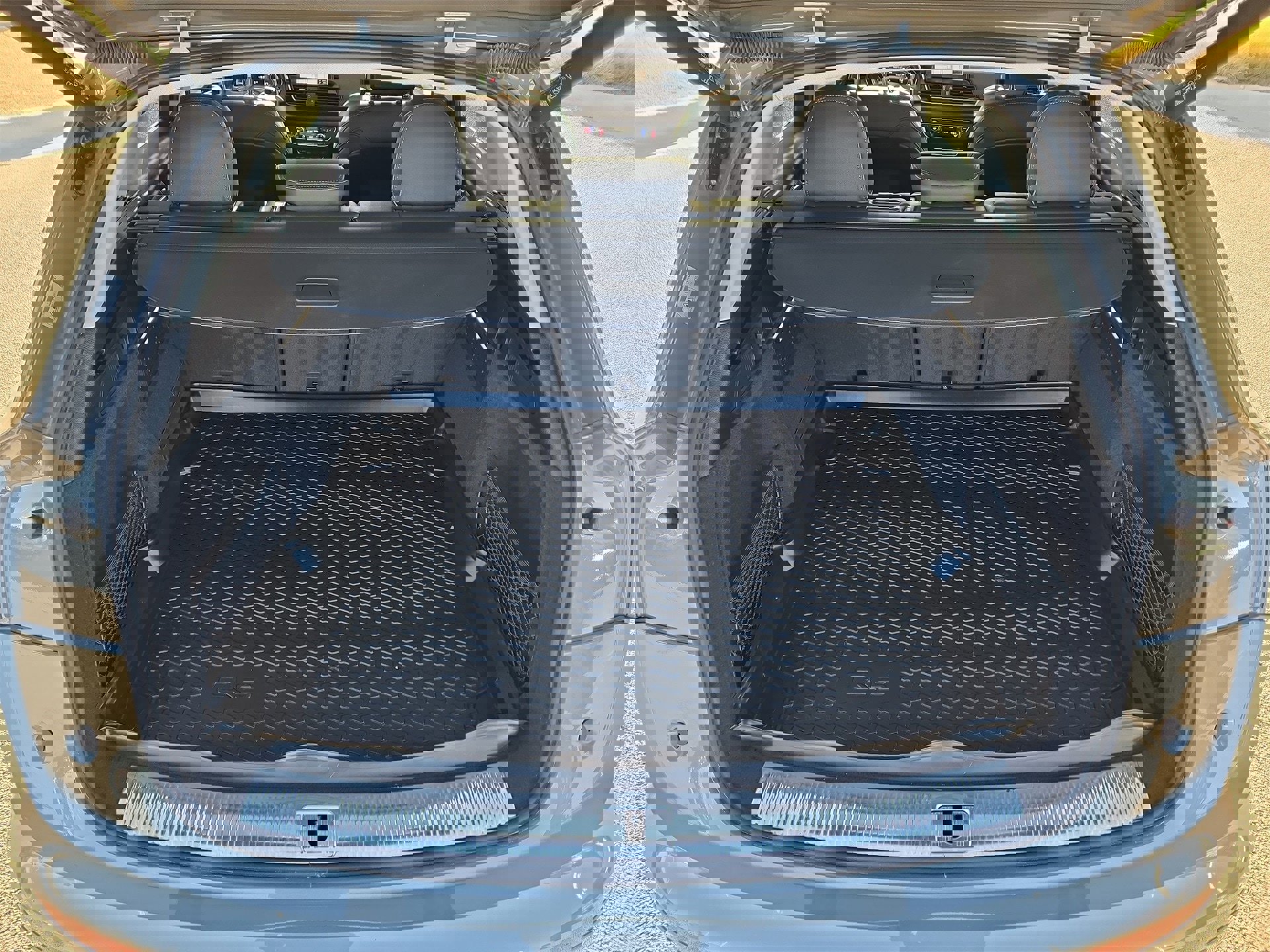 Certified 2023 Audi Q5 e Premium Plus w/ Premium Plus Package image 12