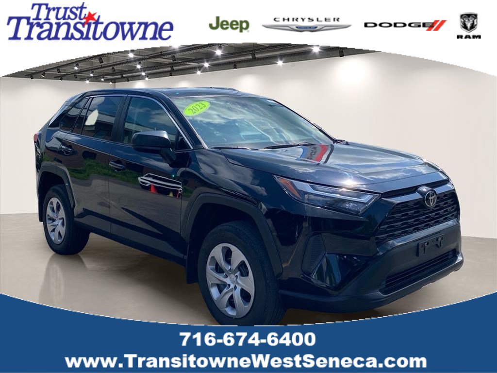 Used 2023 Toyota RAV4 LE AWD/4WD image 1