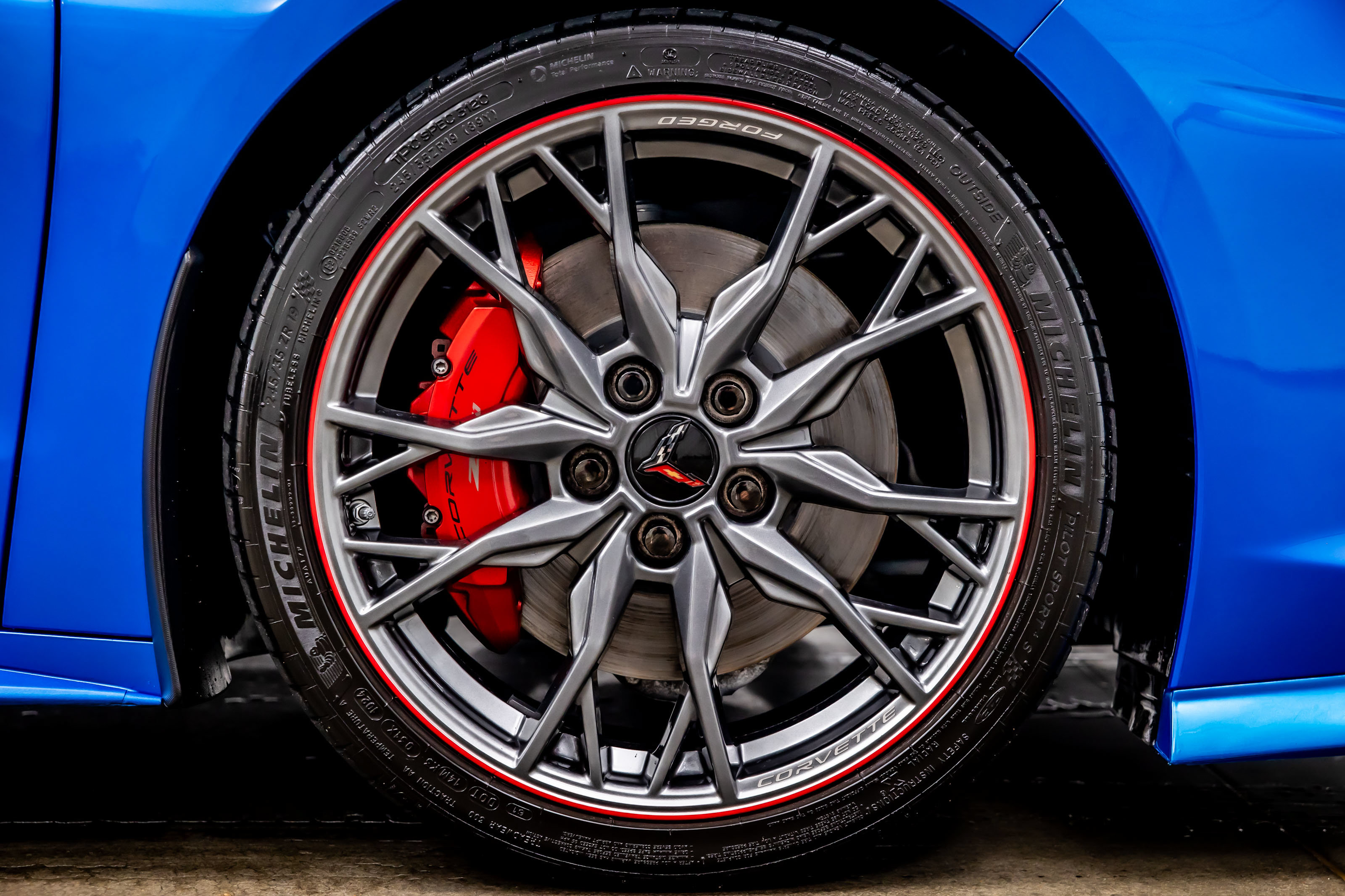 Used 2024 Chevrolet Corvette Stingray Preferred Cpe w/ Z51 Performance Package RWD image 39