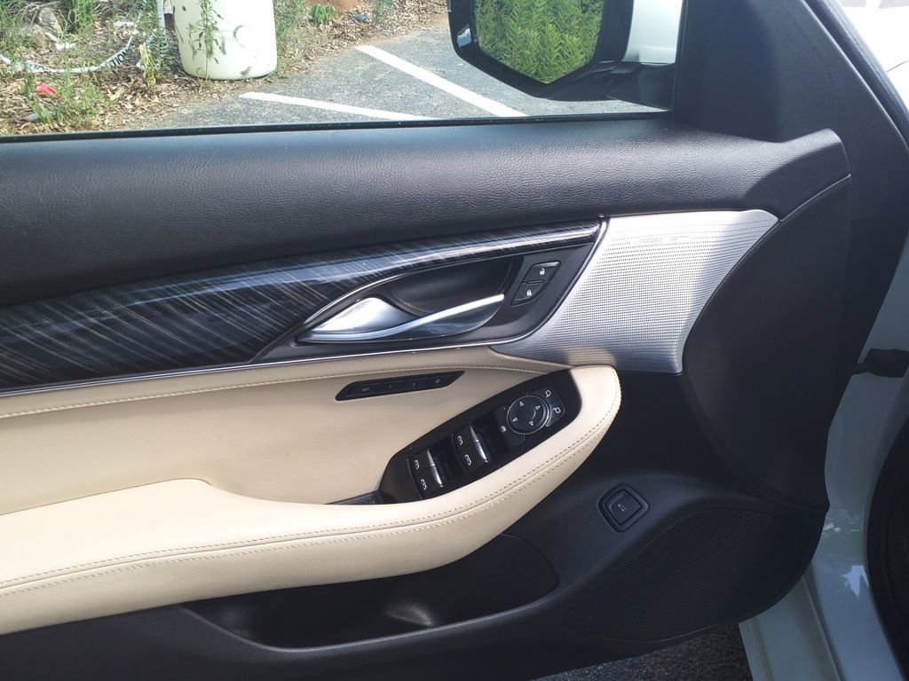 Used 2023 Cadillac CT5 Premium Luxury RWD image 17