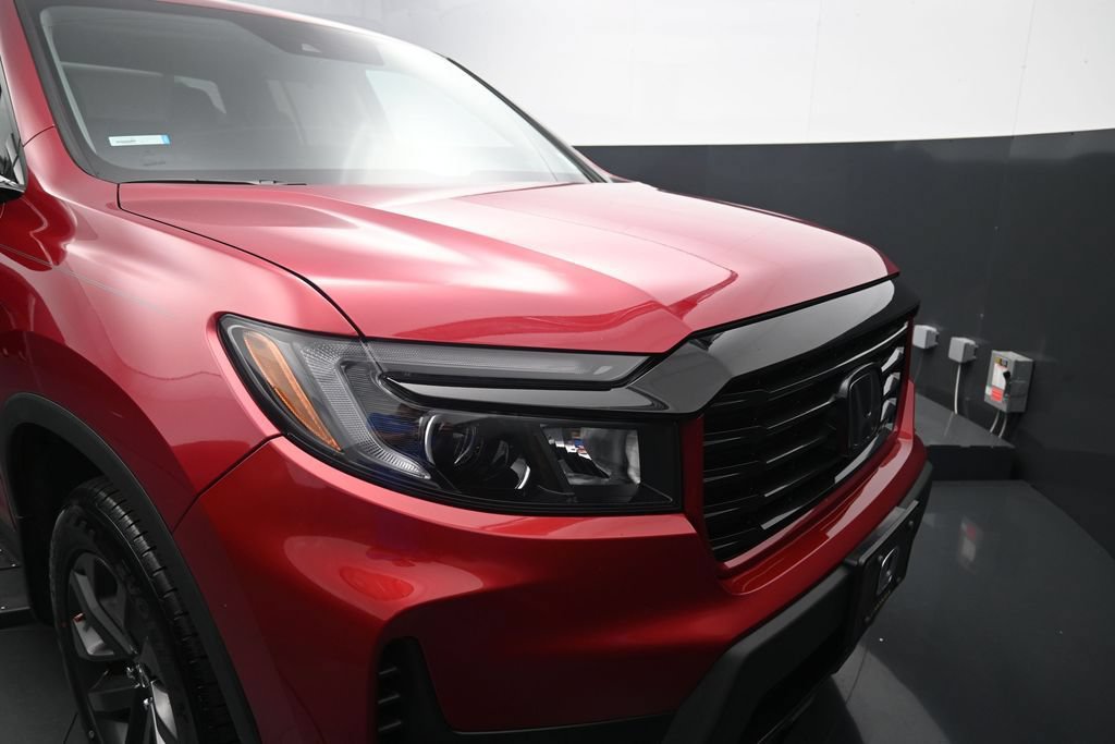 Used 2023 Honda Ridgeline Sport image 18