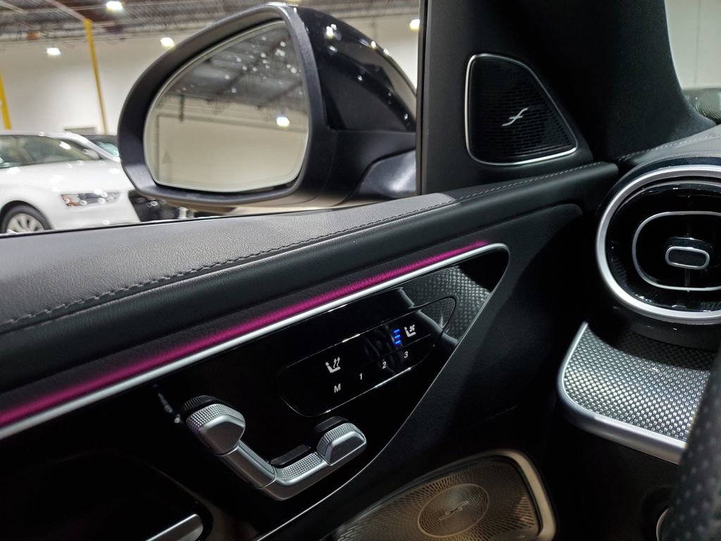 Used 2024 Mercedes-Benz C 300 Sedan image 38