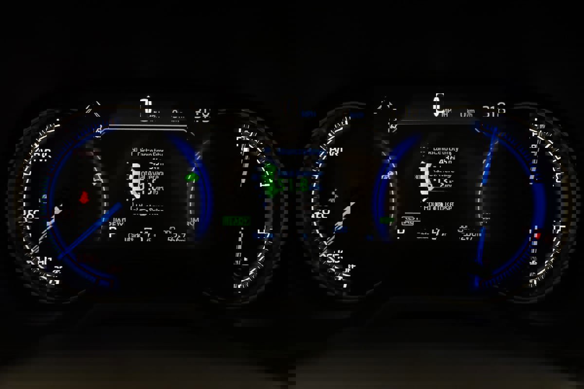 Used 2024 Toyota RAV4 XLE w/ Convenience Package AWD/4WD image 18