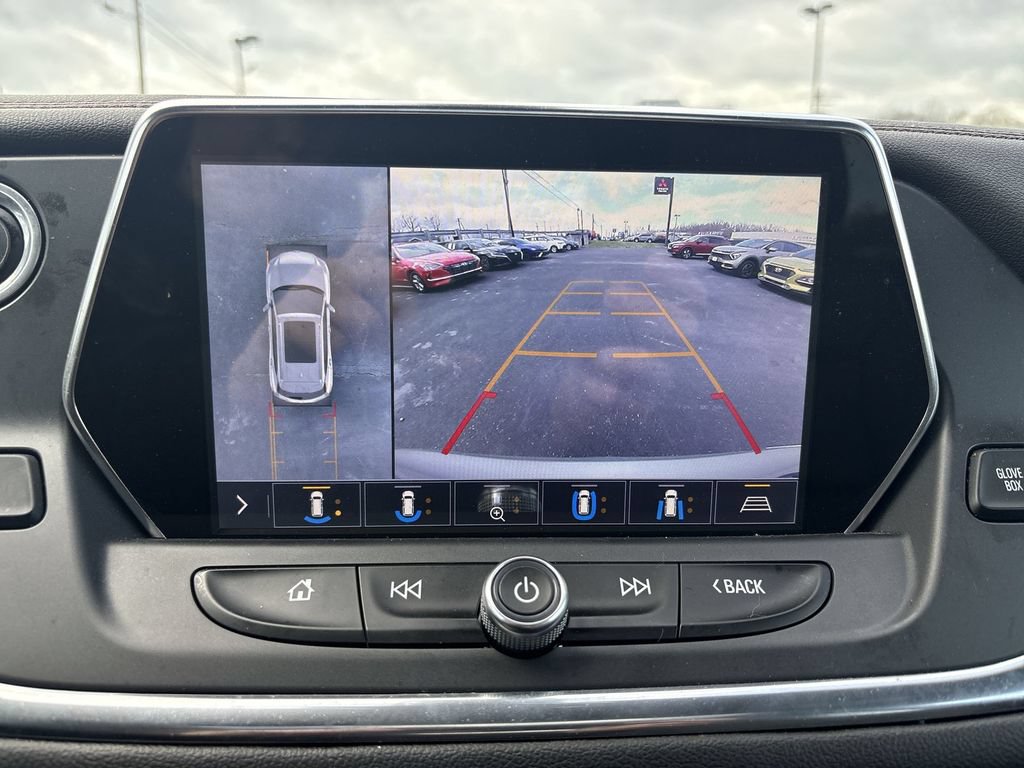 Used 2019 Chevrolet Blazer Premier w/ Sun and Wheels Package FWD image 23