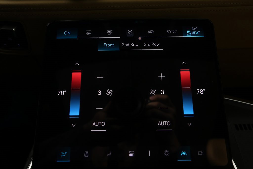 Used 2025 Cadillac Escalade IQ Sport 2 image 34