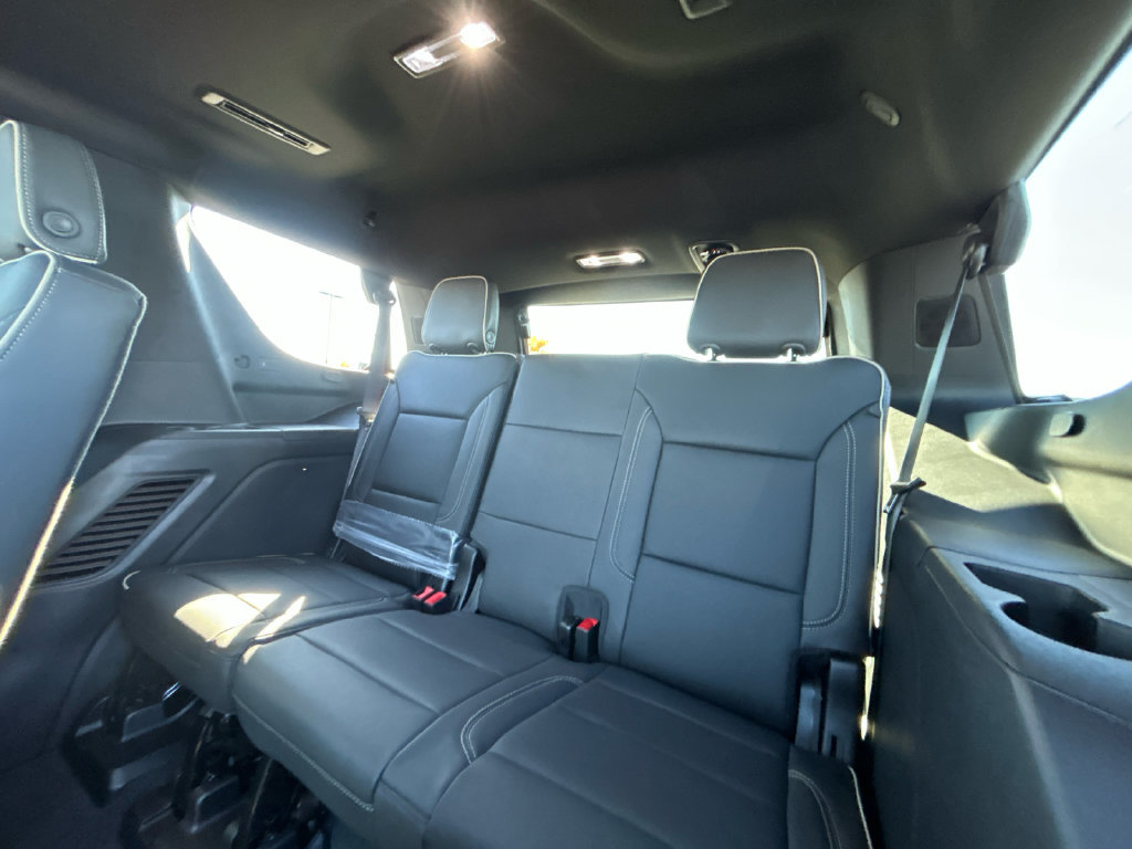 New 2027 GMC Yukon Elevation w/ Elevation Preferred Package AWD/4WD image 37