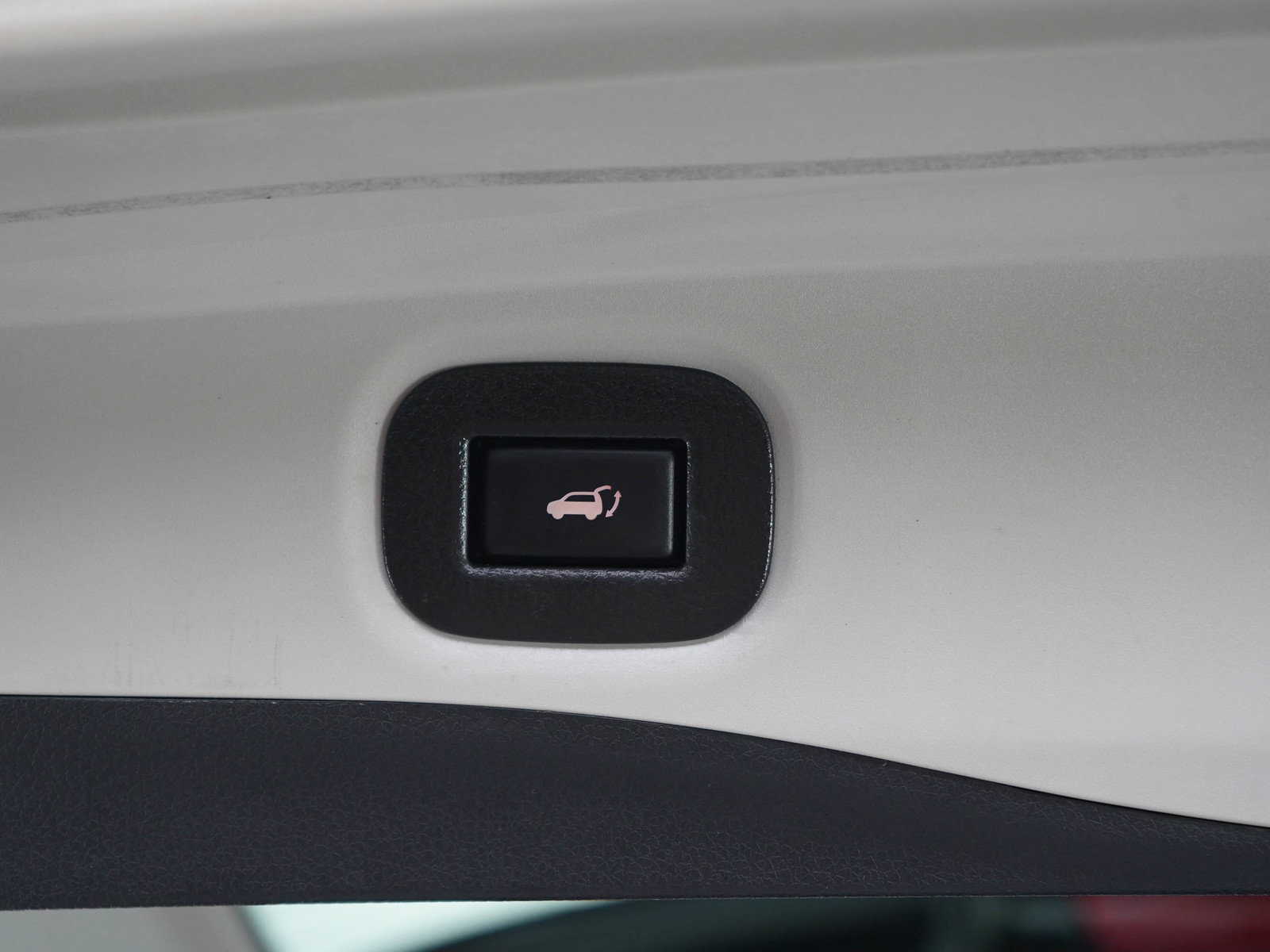Used 2020 Nissan Rogue SV AWD/4WD image 17